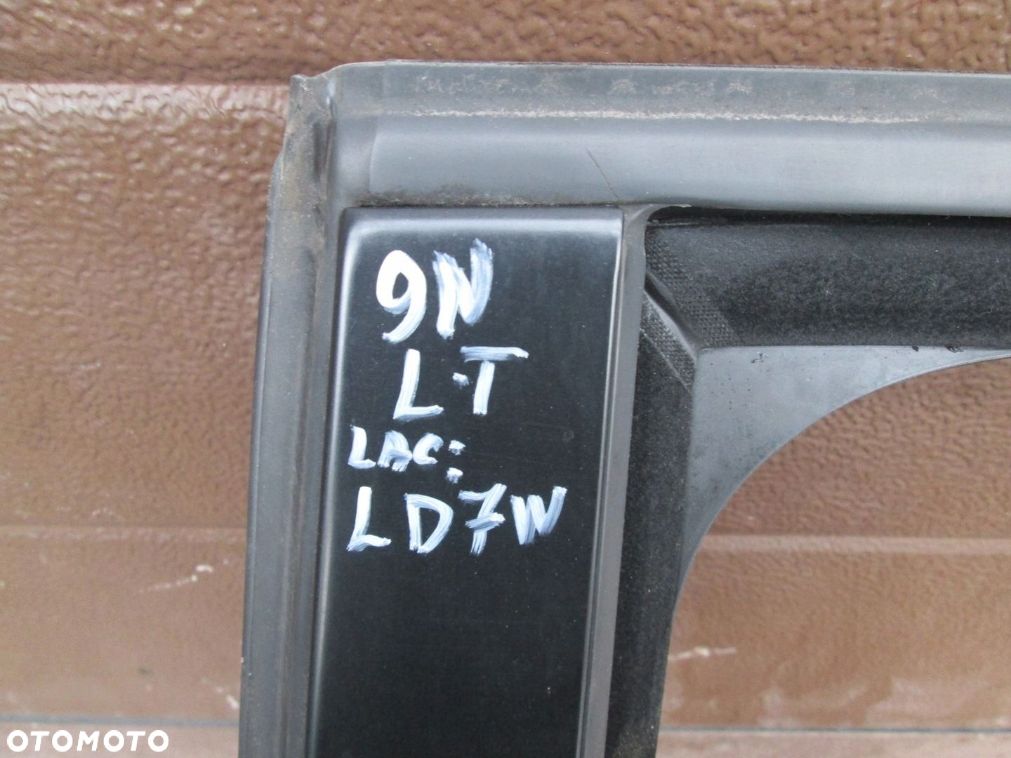 DRZWI LEWE TYLNE TYŁ LEWY POLO 9N IV 01- 5D LD7W - 2