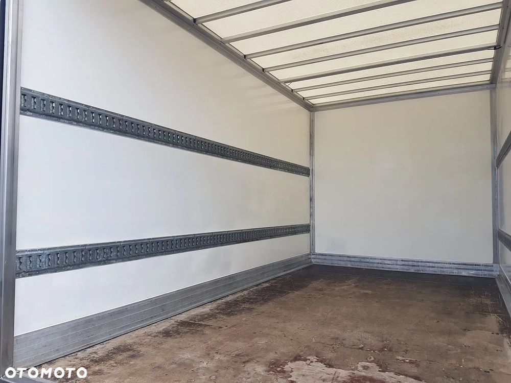 Renault MASTER KONTENER 8EP 4,21x2,23x2,22 KLIMA MANUAL KRAJOWY 6-BIEGÓW - 19