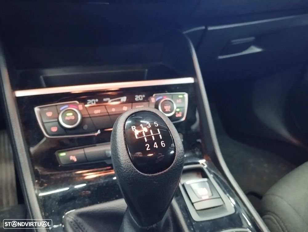 BMW 216 Active Tourer d - 36