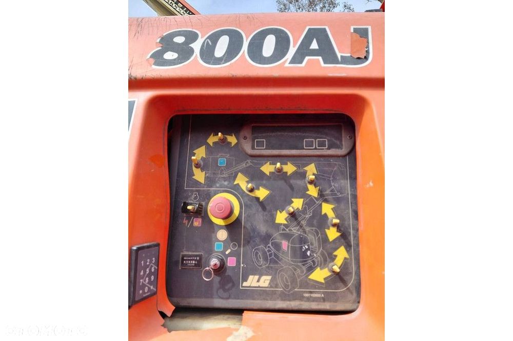 JLG 800 AJ - 12