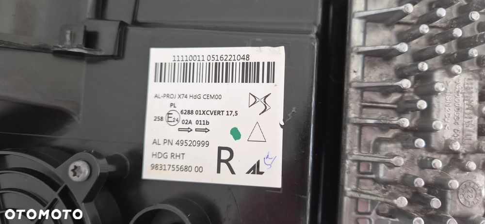 LAMPA PRAWA PRZEDNIA PRZÓD CITROEN DS7 2017- 9831755680 - 10