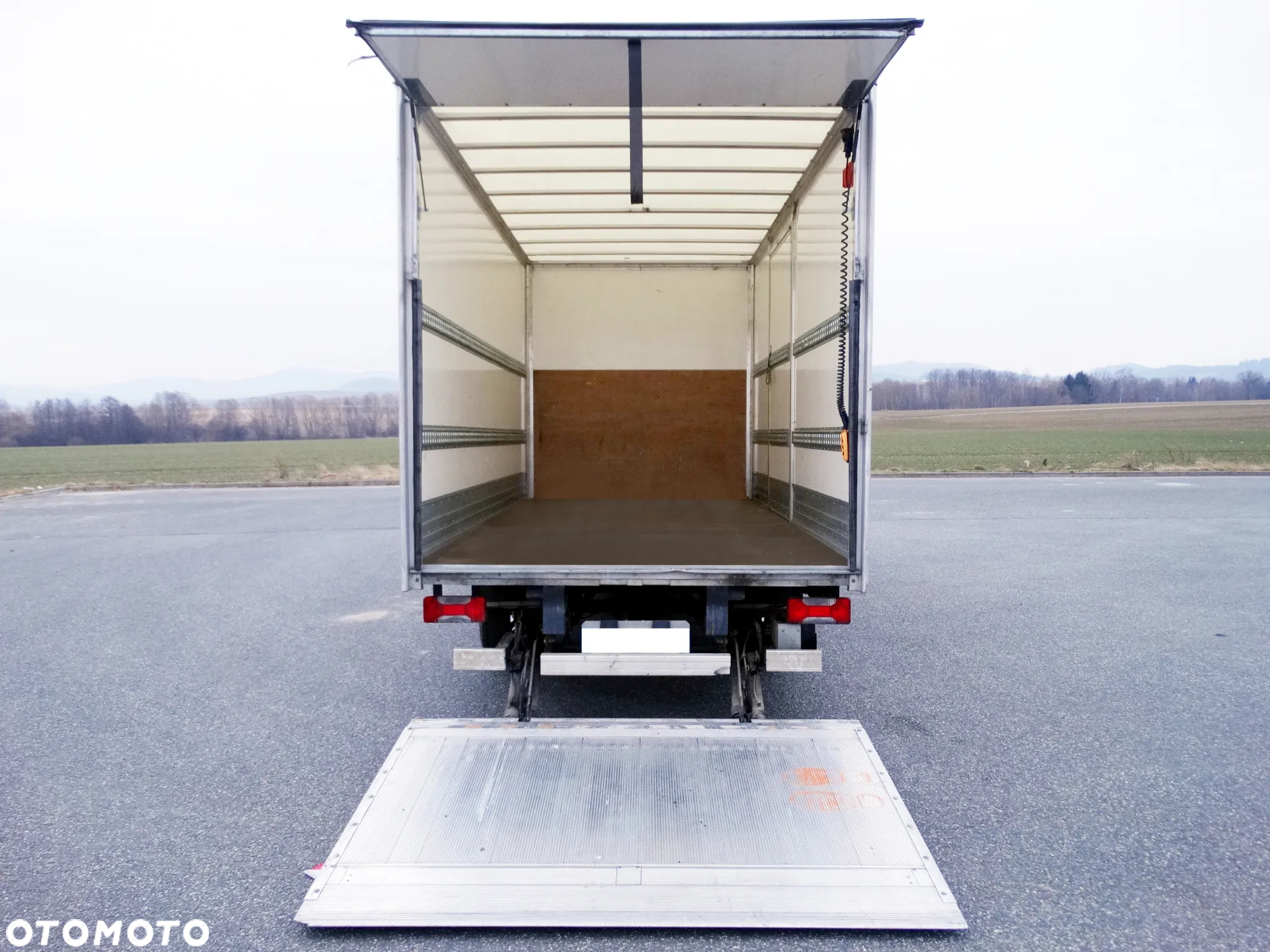 Iveco DAILY 35C16 160 PS BLIŹNIAK MODEL 2019 KONTENER WIDNA MOŻLIWY KREDYT LEASING - 3
