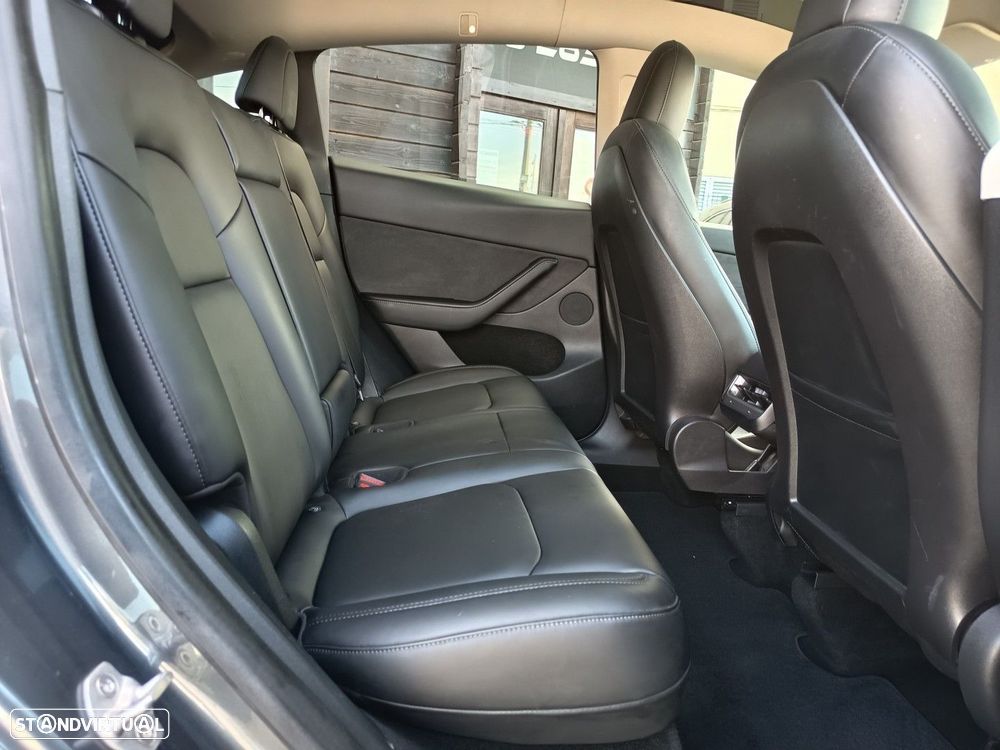 Tesla Model Y Long Range Tração Integral - 22