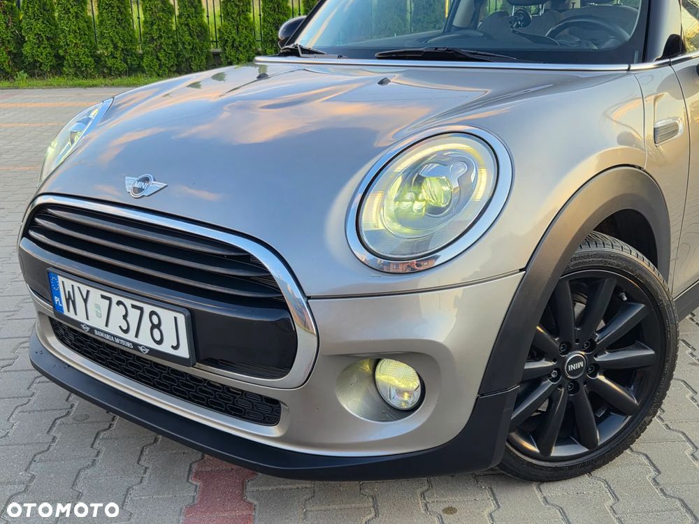 MINI Cooper Seven Chili - 29