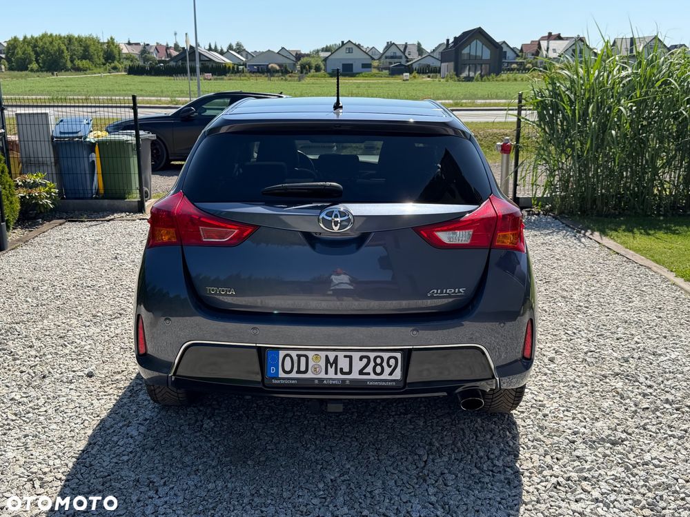 Toyota Auris 1.6 MultiMode Executive - 8