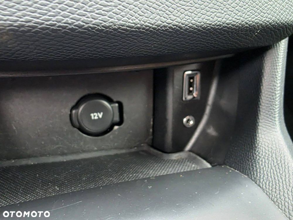 Peugeot 308 BlueHDi 120 EAT6 Stop & Start Active Business-Paket - 27