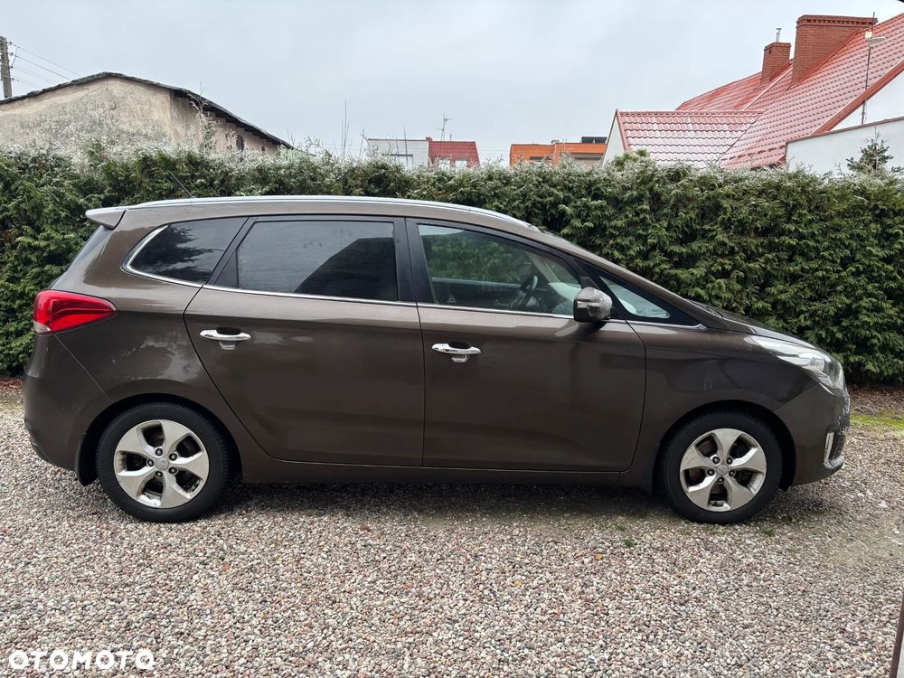 Kia Carens 1.7 CRDi L - 1