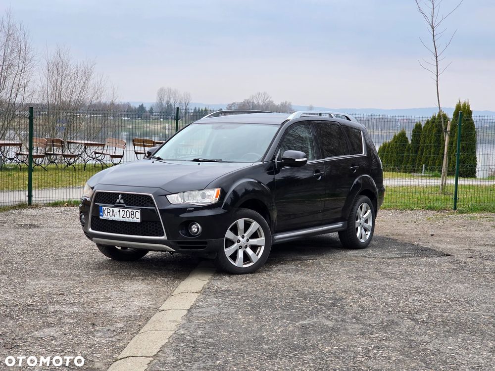 Mitsubishi Outlander 2.0 DID Intense + - 1