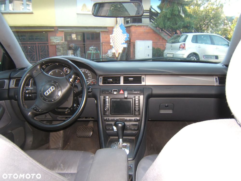 Audi A6 Avant 2.5 TDI Tiptr - 12