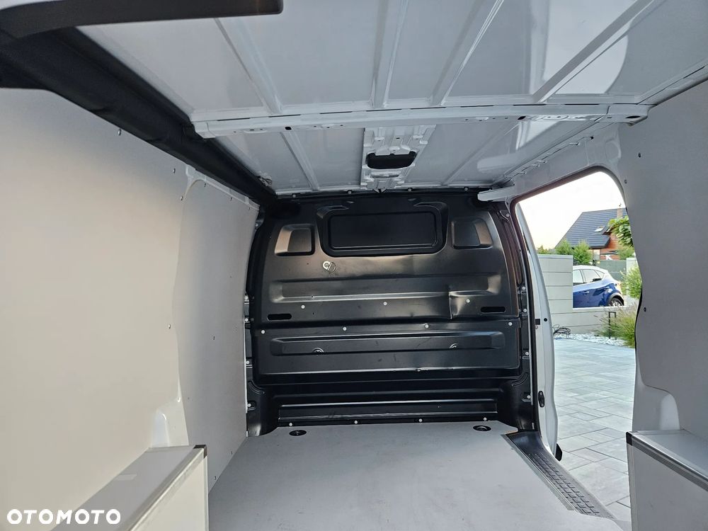 Opel Vivaro - 15