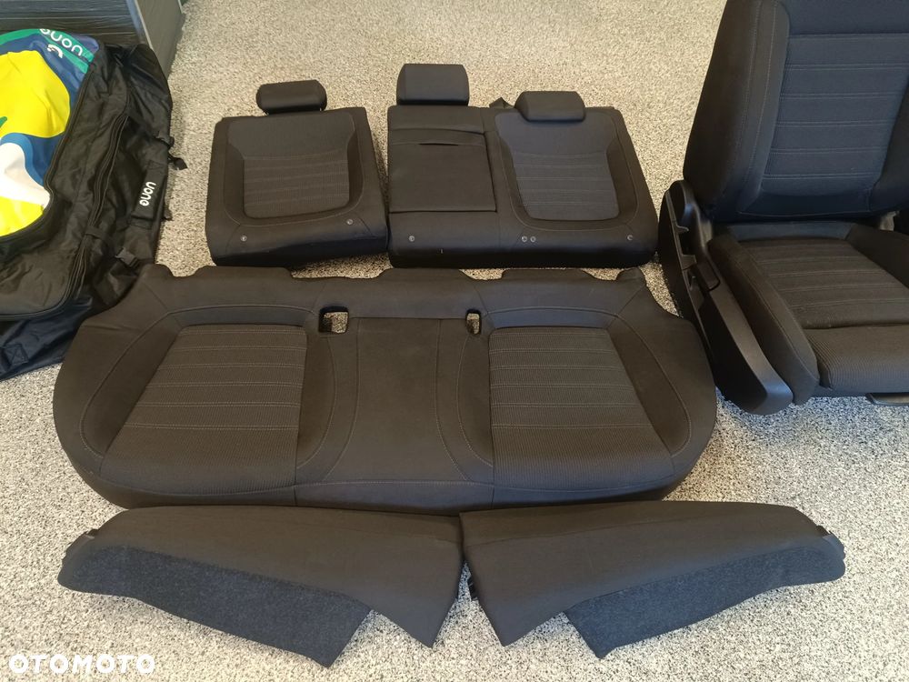 Opel Insignia A. Sprzedam fotele, kanapę tył, boczki. - 3