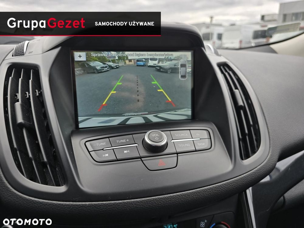 Ford Kuga - 25
