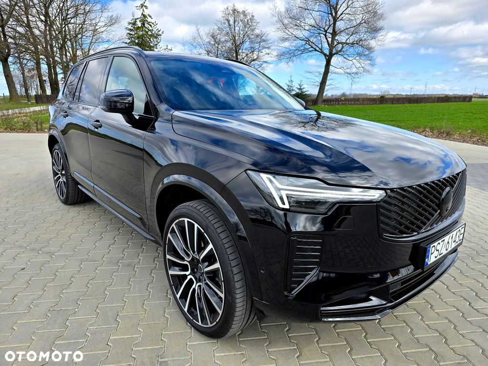Volvo XC 90 T8 AWD Ultra Black Edition - 4