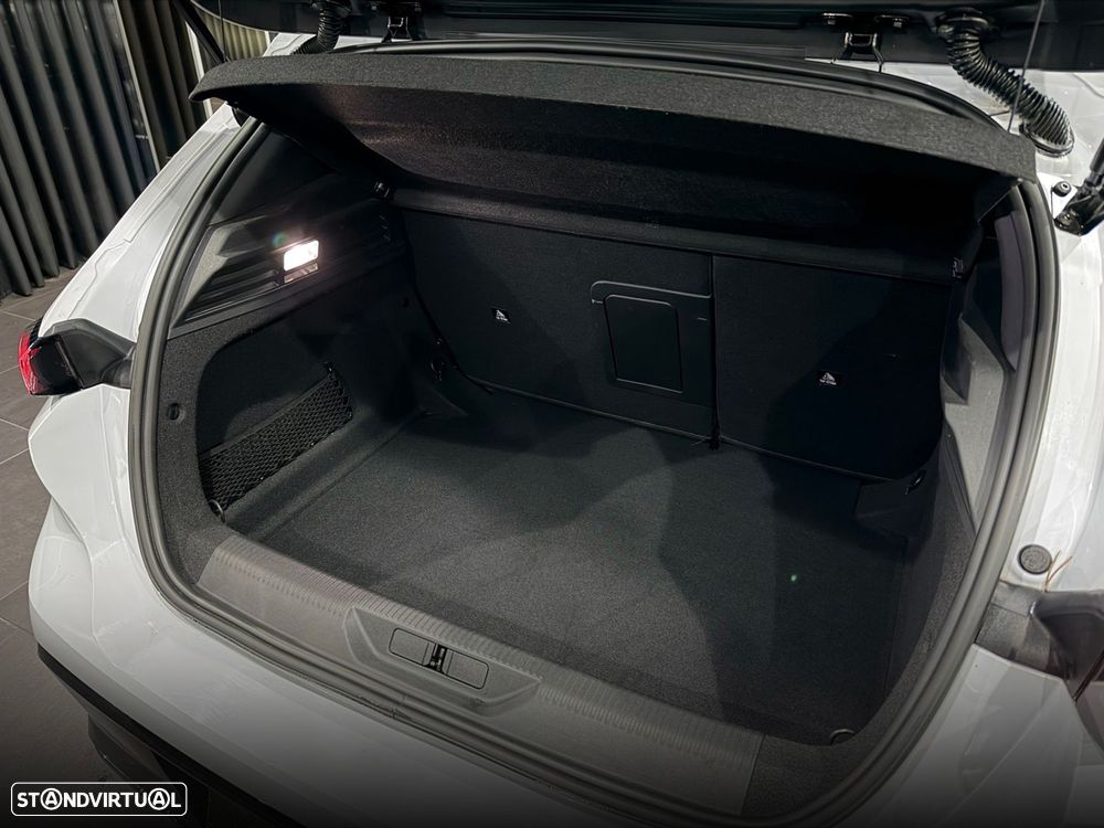 Peugeot 308 1.2 PureTech Allure Pack EAT8 - 37