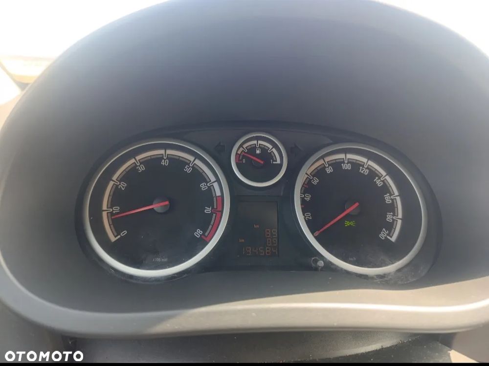 Opel Corsa - 6