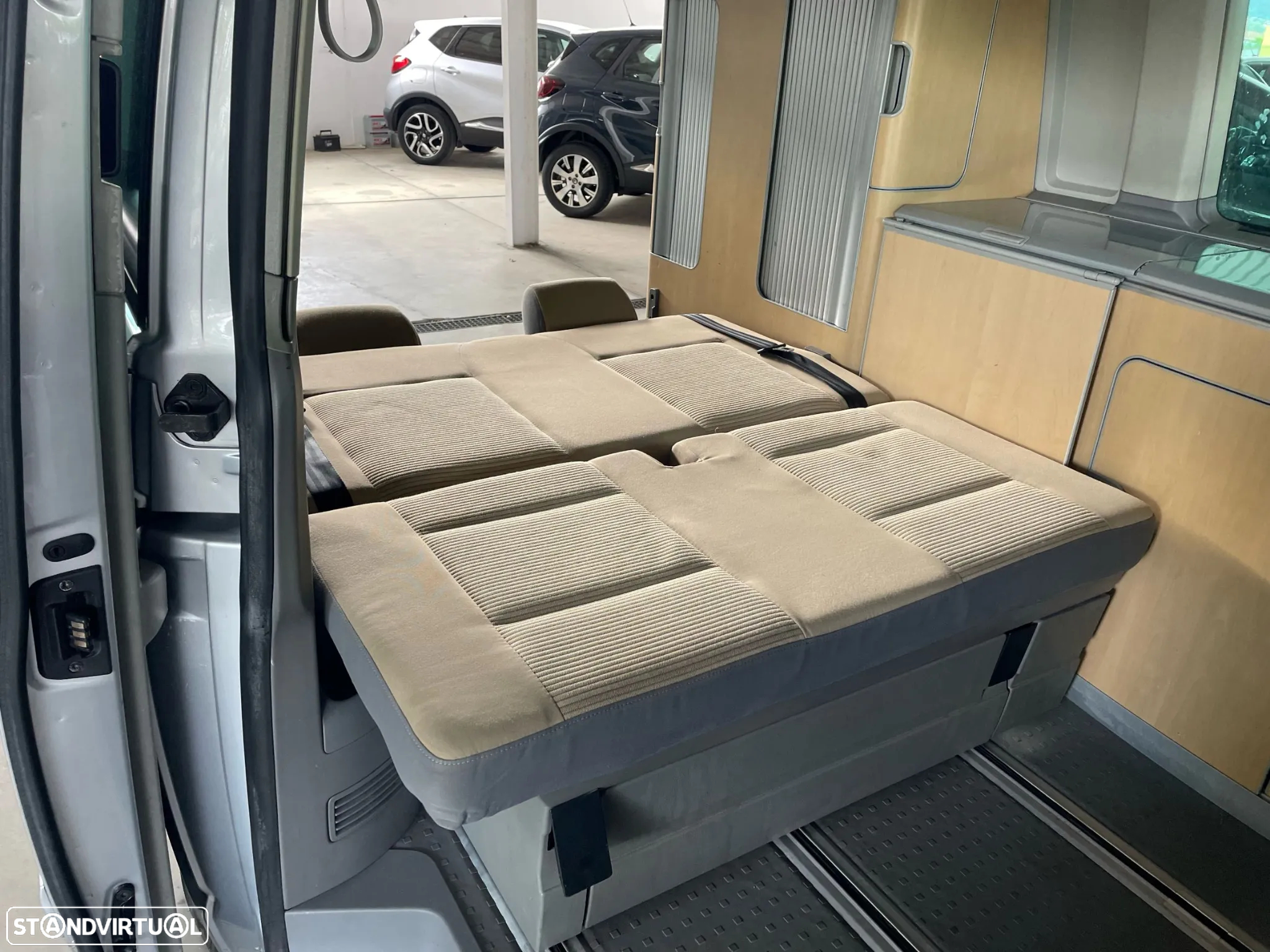VW California T5 2.5 TDI Cx. Automática - Autocaravana - 25