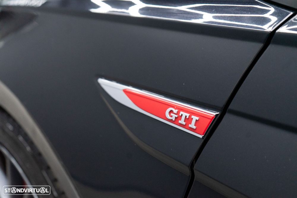 VW Polo 2.0 TSI GTI DSG - 13