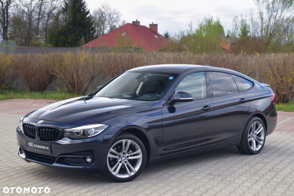 BMW Seria 3 320i xDrive Edition M Sport Shadow - 15