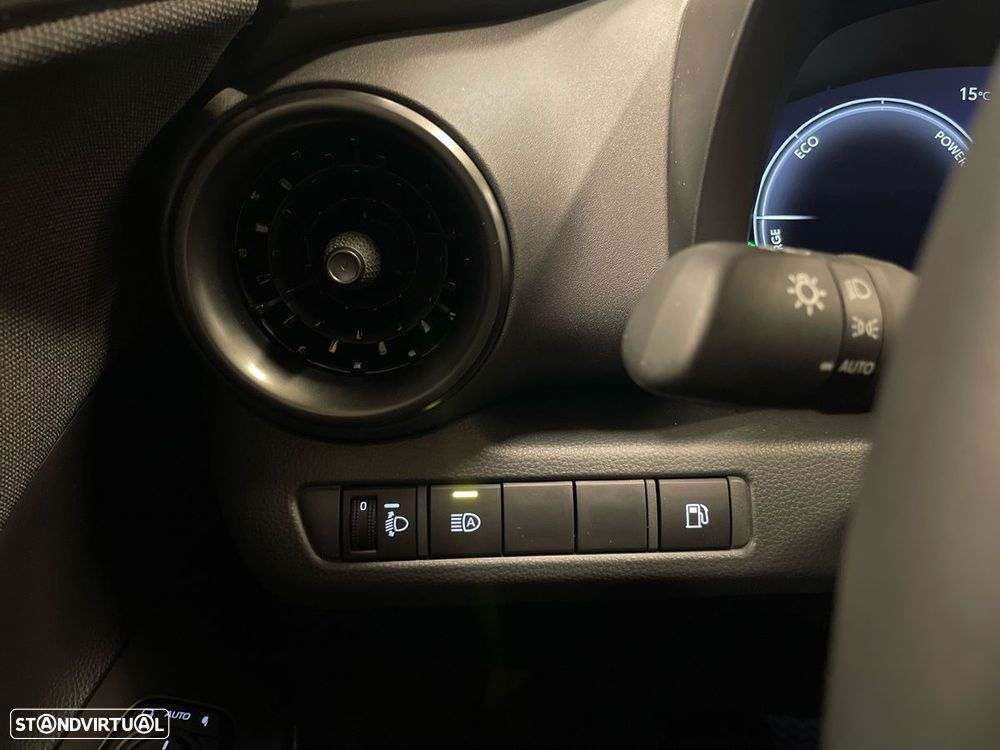 Toyota C-HR 1.8 Hybrid Square Collection - 26
