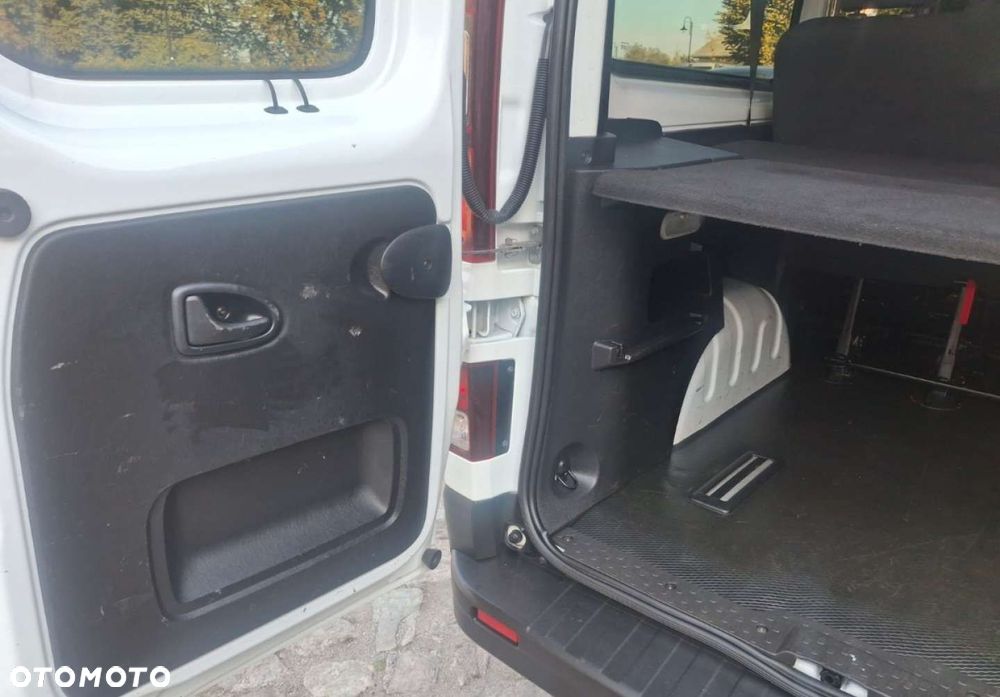 Renault Trafic - 36