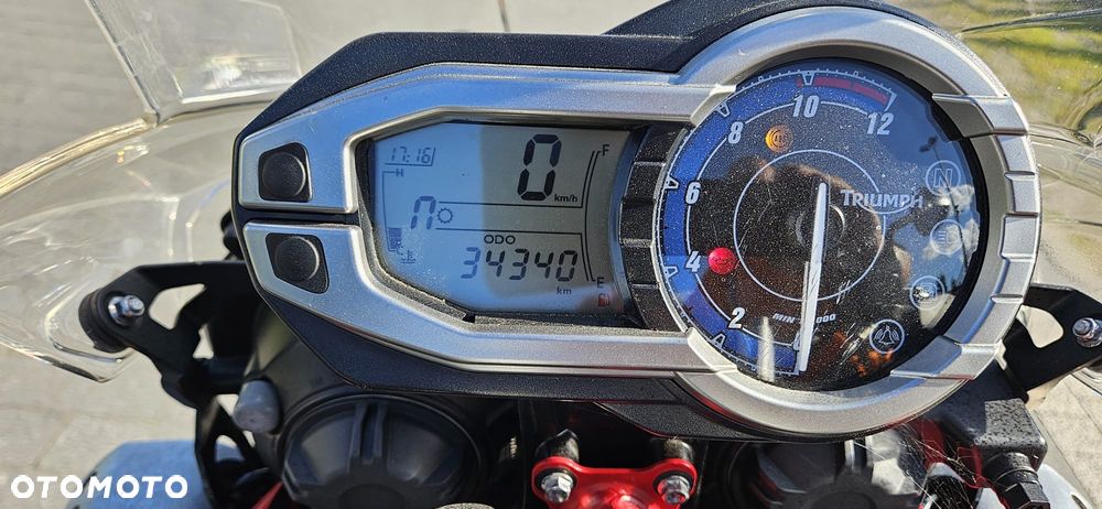 Triumph Tiger - 1