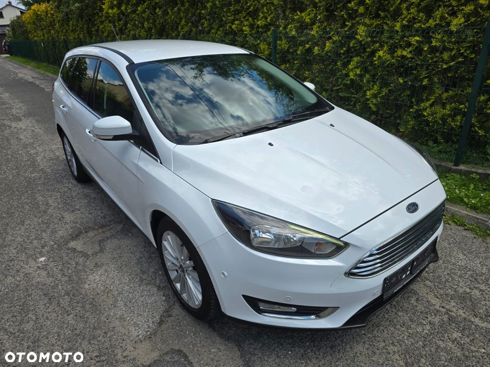 Ford Focus 1.0 EcoBoost Titanium - 17