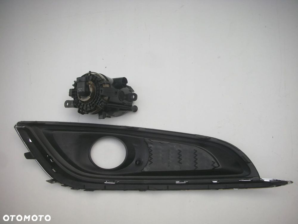 KRATKA HALOGEN CHROM LEWY OPEL INSIGNIA 2013-2017 LIFTING - 3