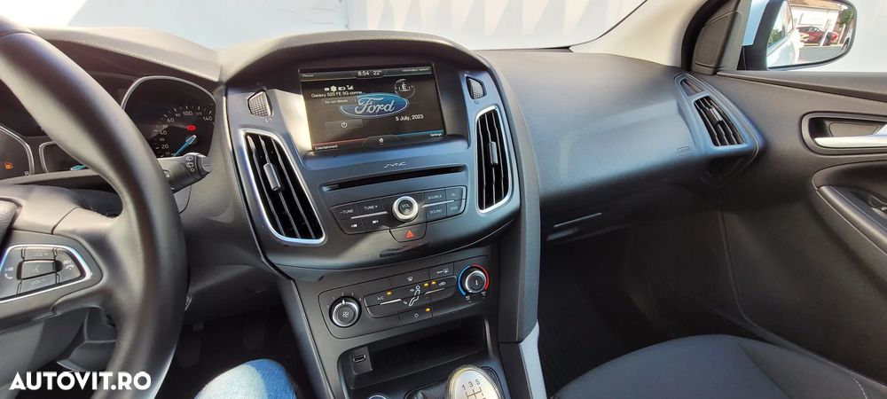 Ford Focus 1.0 EcoBoost Start Stop Trend - 14