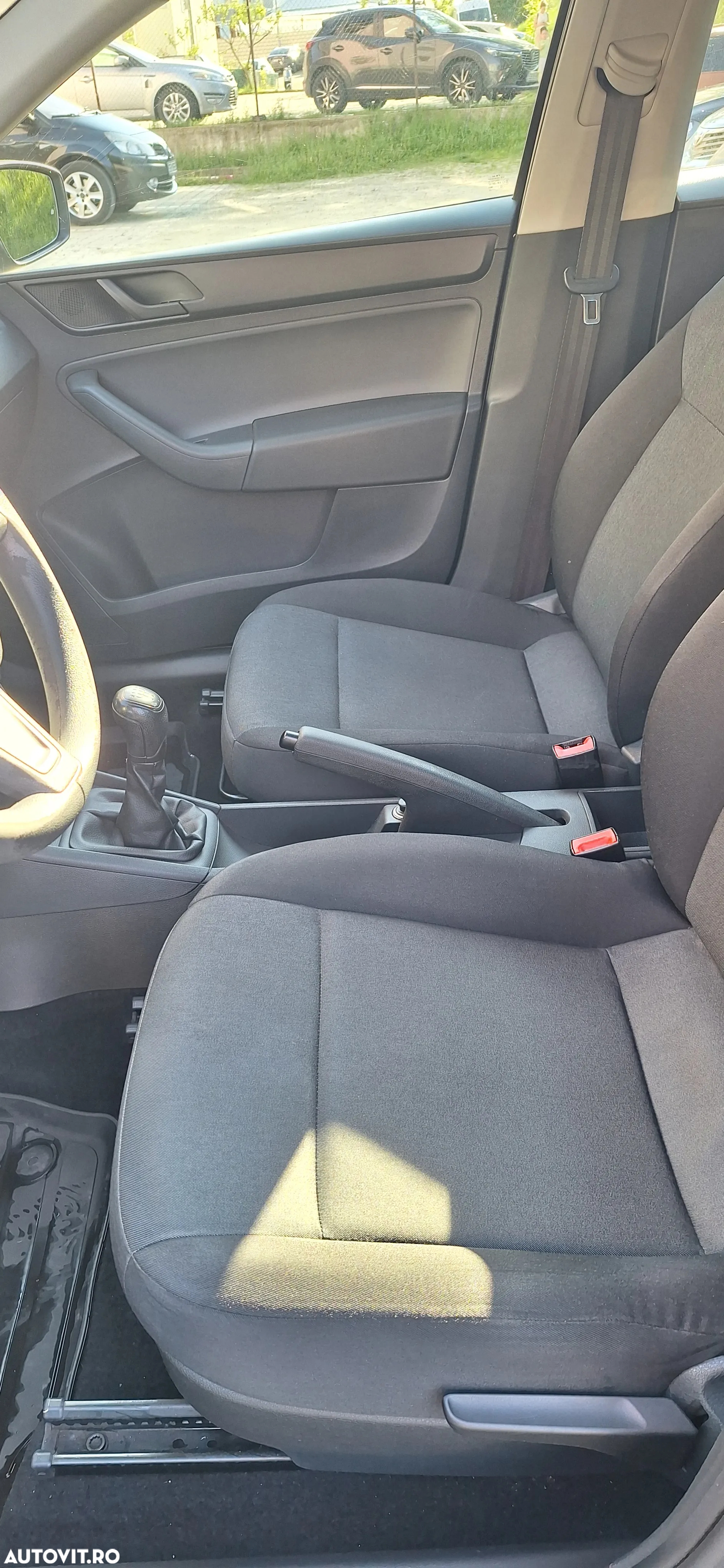 Skoda RAPID 1.6 TDI Active - 8