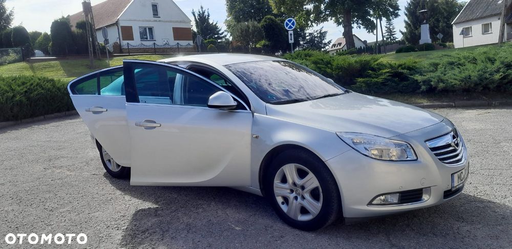 Opel Insignia - 11