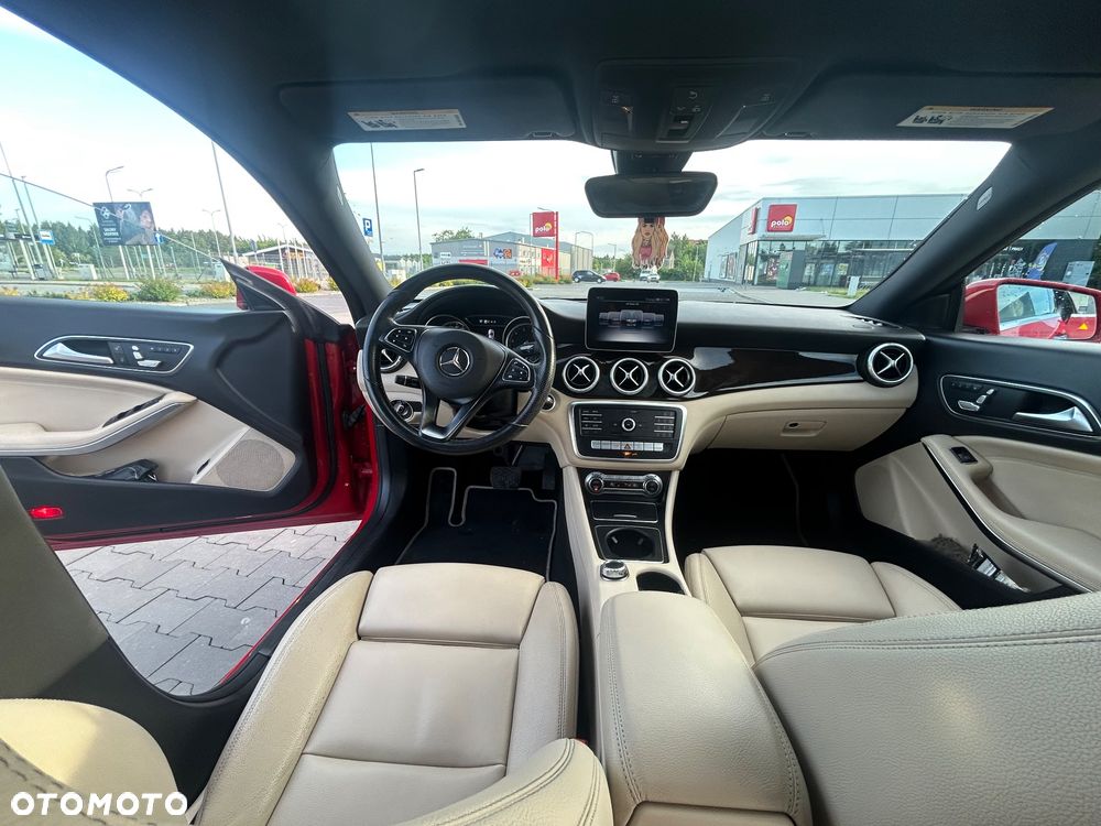 Mercedes-Benz CLA 250 7G-DCT - 6