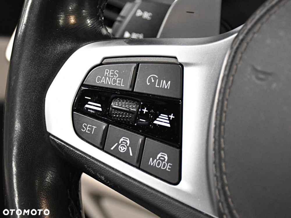 BMW X5 xDrive40i sport - 27