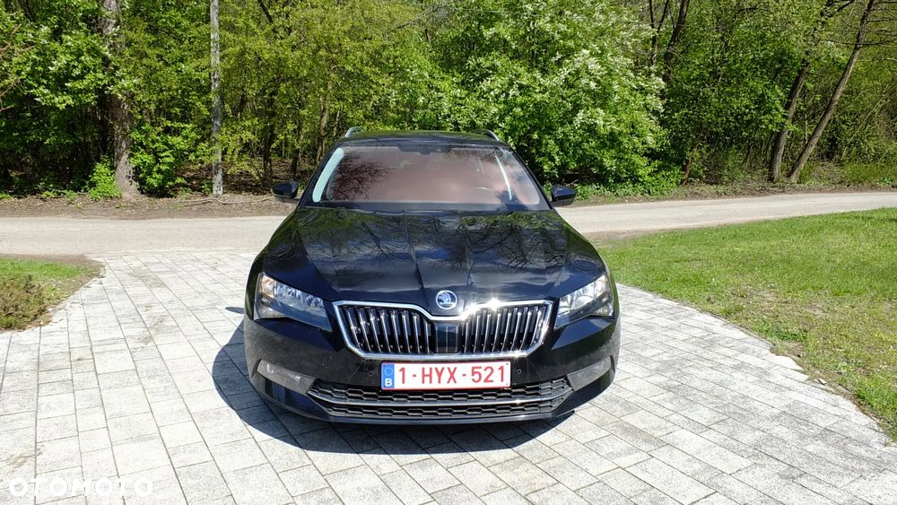 Skoda Superb 2.0 TDI Ambition - 2