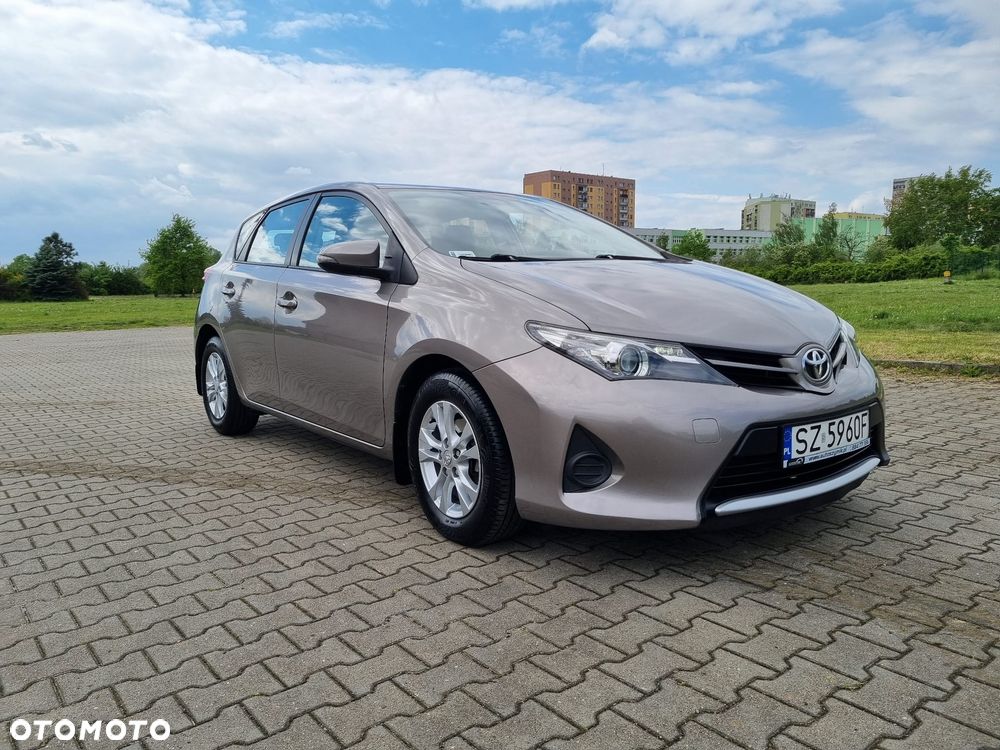 Toyota Auris 1.33 VVT-i Active - 12