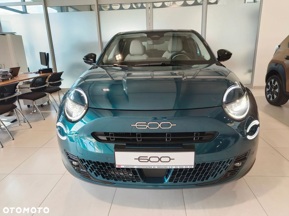 Fiat 600 1.2 Turbo La Prima eDCT - 3
