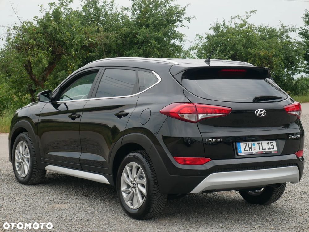 Hyundai Tucson 1.7 CRDI BlueDrive Comfort 2WD DCT - 12