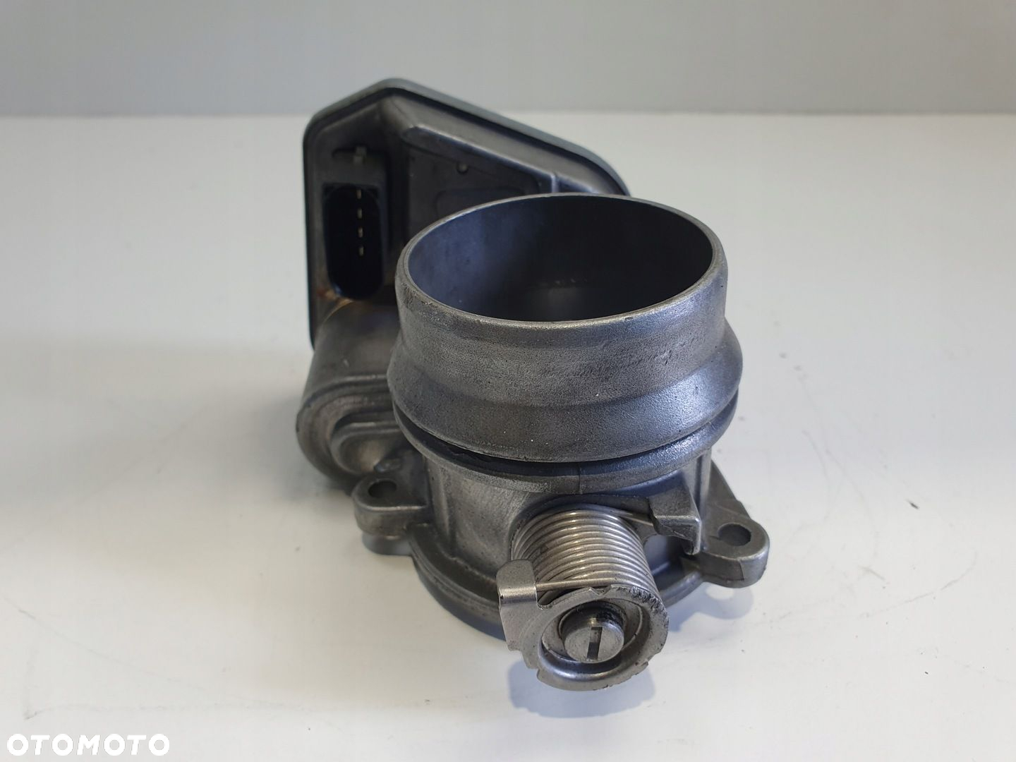 BMW E87 E90 E91 2.0 D N47 PRZEPUSTNICA 780437301 - 4