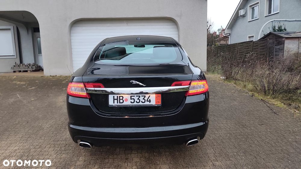 Jaguar XF 2.7 V6 Premium Luxury - 22