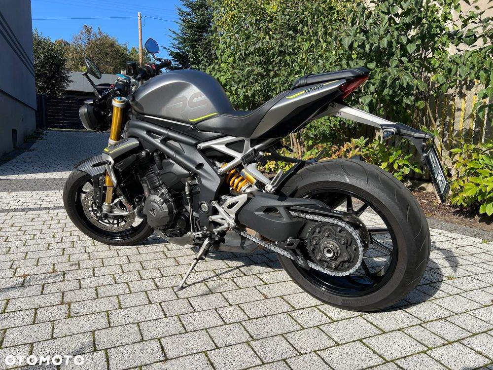 Triumph Speed Triple - 1