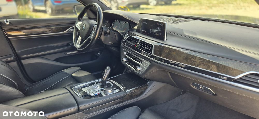 BMW Seria 7 750Li xDrive Edition Exclusive - 6