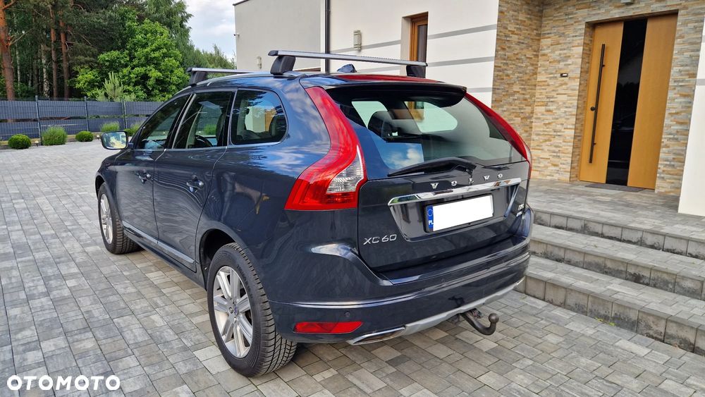 Volvo XC 60 D5 AWD Summum - 5