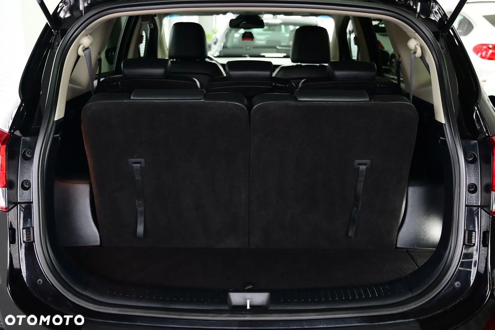 Kia Carens 1.6 GDI Business Line 7os EU6 - 30