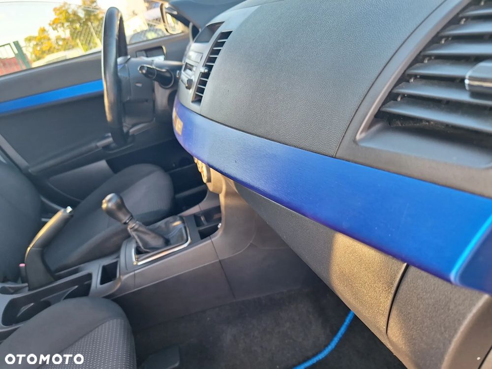 Mitsubishi Lancer 1.8 Invite - 18