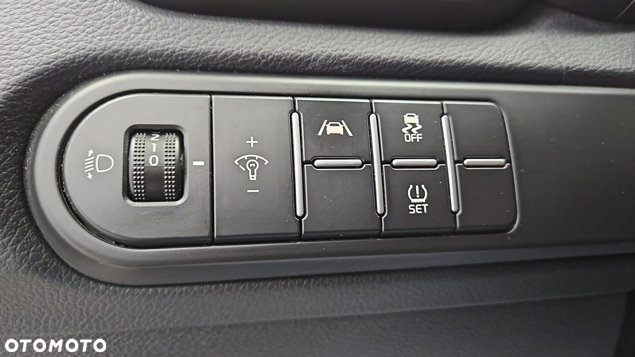 Kia Ceed 1.5 T-GDI M - 17