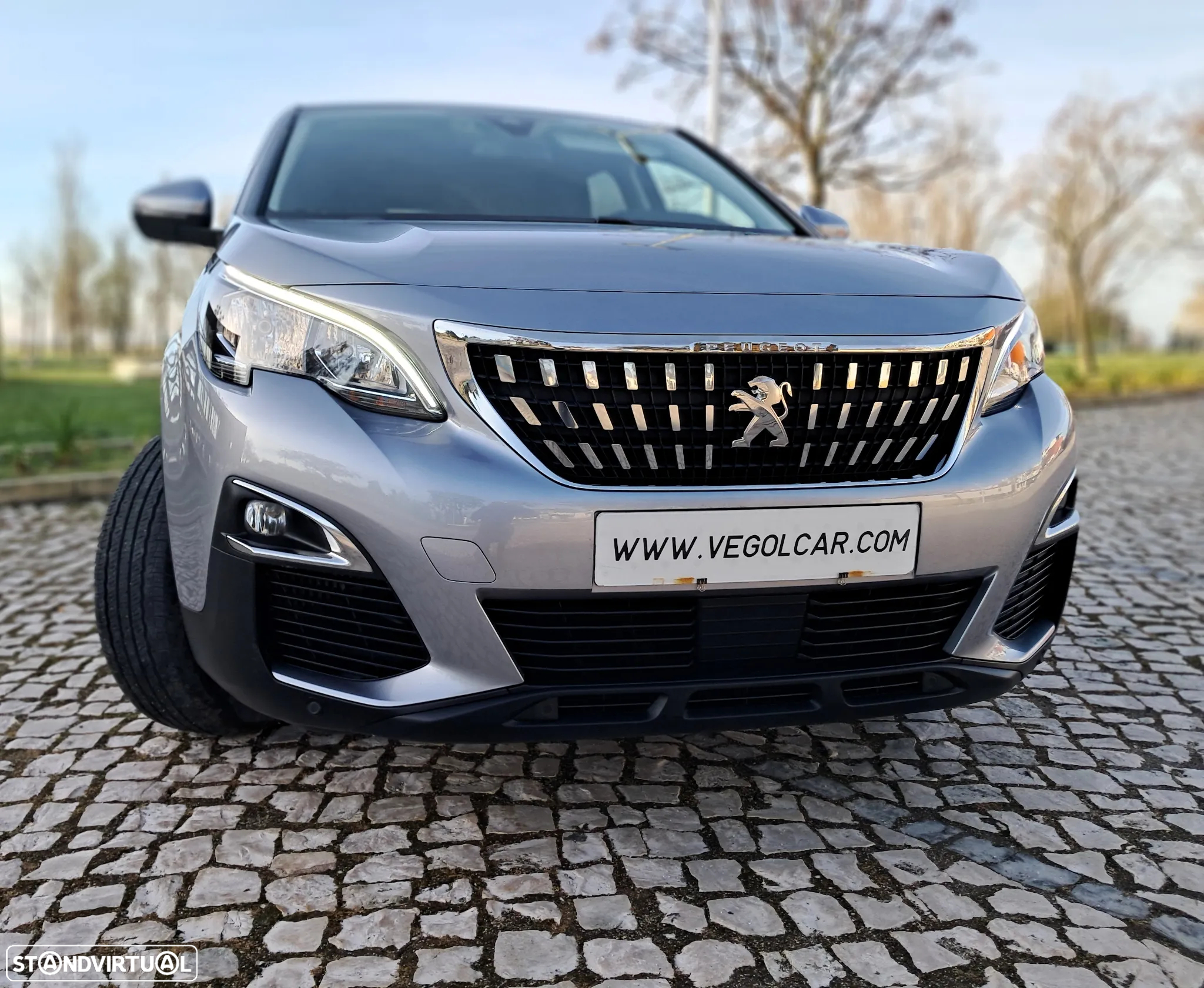 Peugeot 3008 BlueHDi 130 Stop & Start EAT8 Active Pack - 2