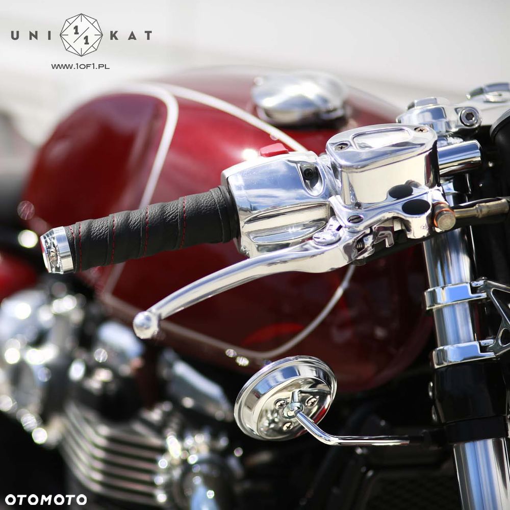 Triumph Thruxton - 4