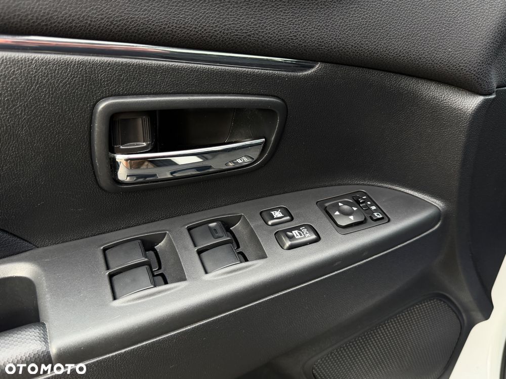 Mitsubishi ASX 1.8 DID Instyle NAVI AS&G - 21