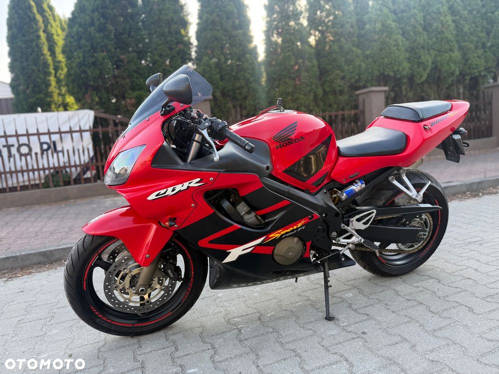 Honda CBR - 18