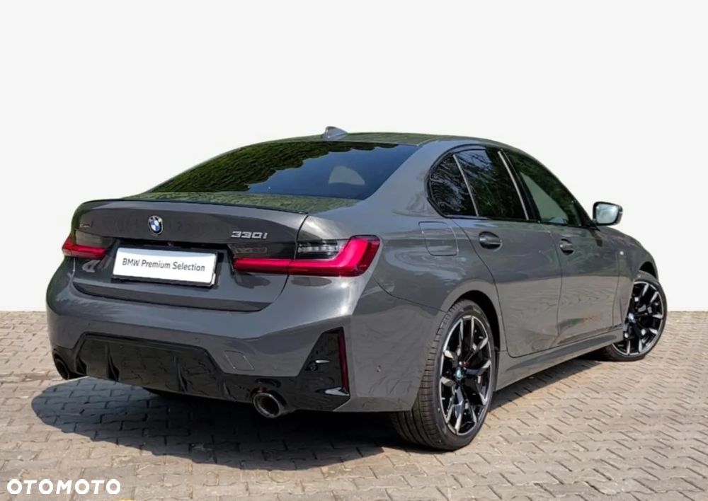 BMW Seria 3 330i xDrive M Sport sport - 5
