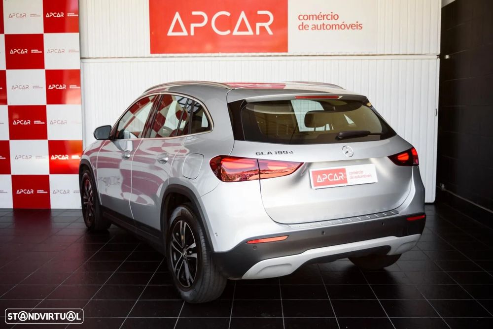 Mercedes-Benz GLA 180 d Style - 20